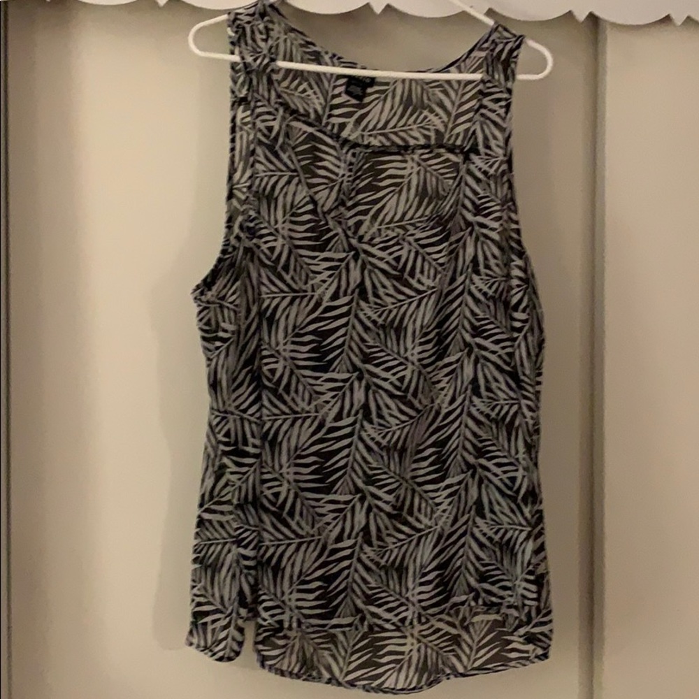 Black/white sheer tank.